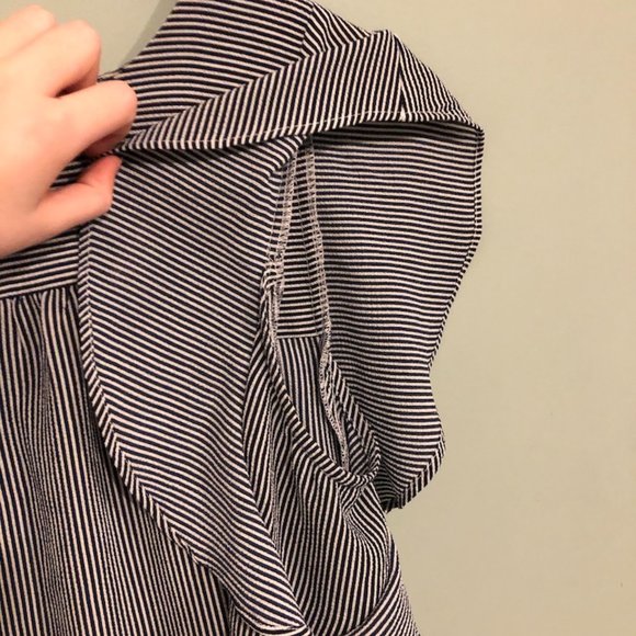 Striped Blouse with Ruffle Sleeves - Picture 4 of 6